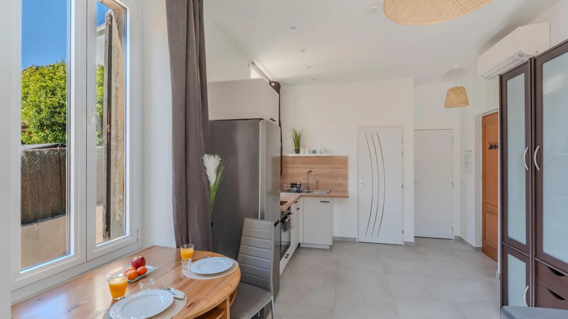 Apartment Frgk - 3 Bedrooms Historic Center Cannes