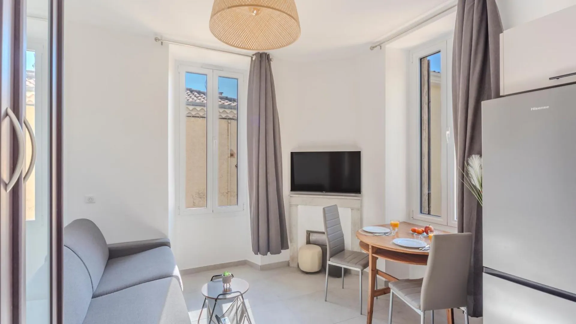 Frgk - 3 Bedrooms Historic Center Cannes France