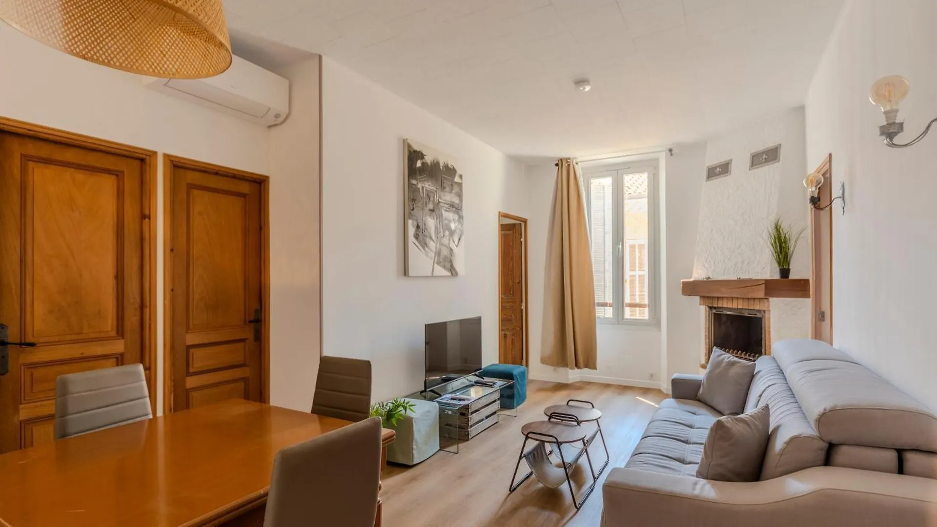 Frgk - 3 Bedrooms Historic Center Cannes Apartment