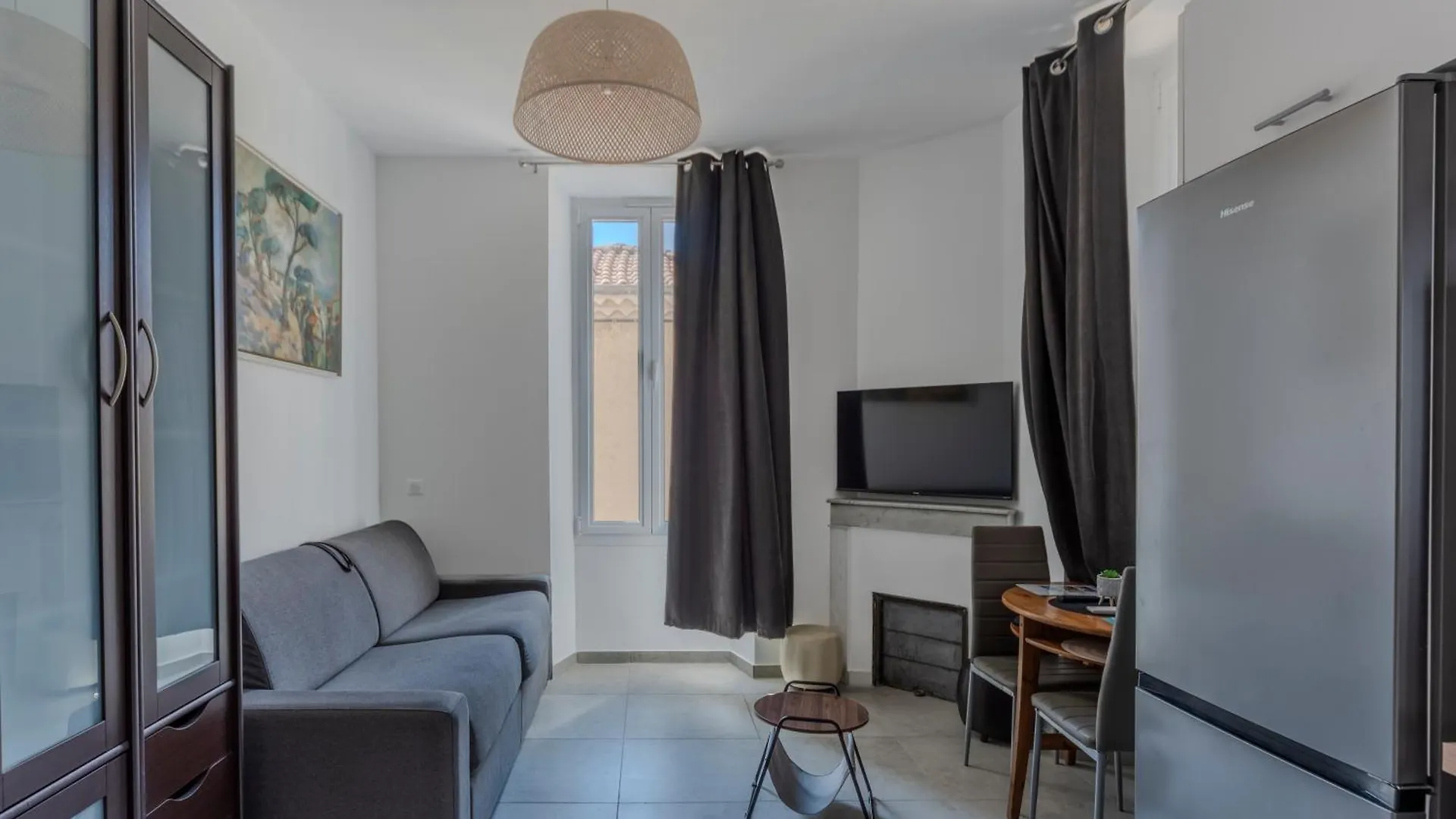 Frgk - 3 Bedrooms Historic Center Cannes 0*,  France